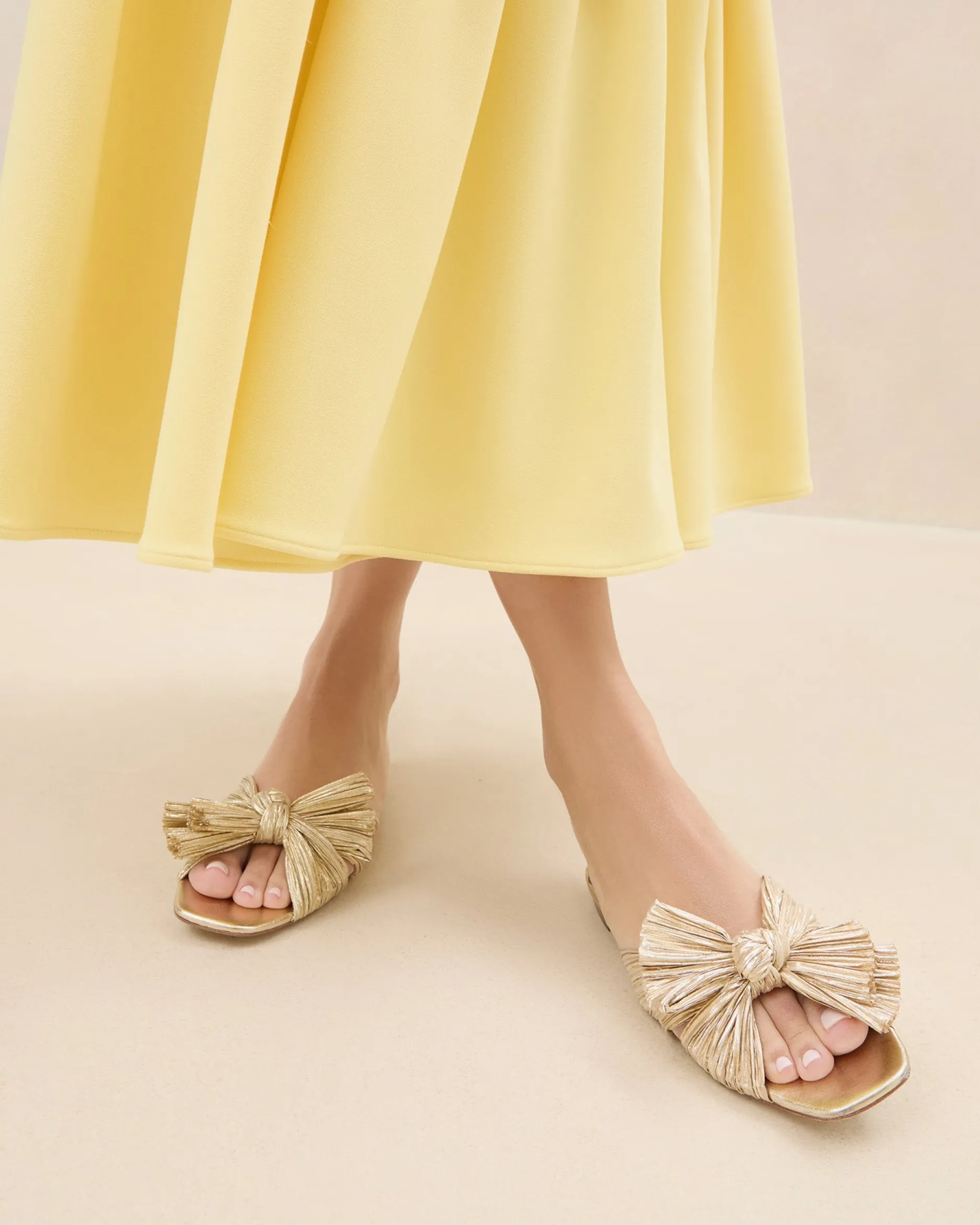 Loeffler Randall Daphne Bow Slide| Casual Staples|Event Essentials