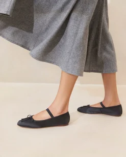 Loeffler Randall Leonie Flat| Casual Staples|Flats & Loafers